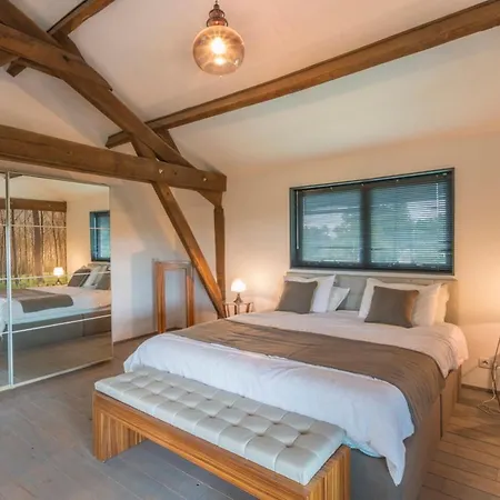 The Tobacco Barn Villa